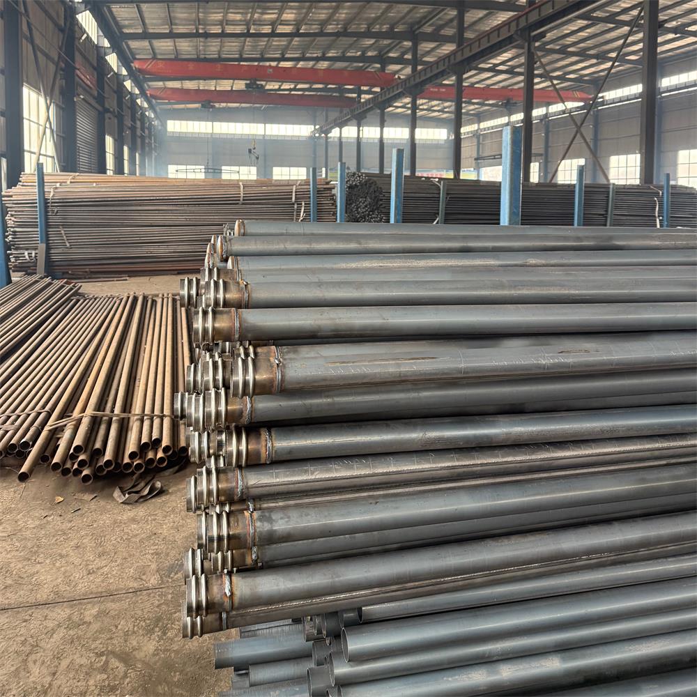 宝益德钢管烟台市销售处 厂区及加工车间